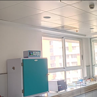 micro-biology-lab-img